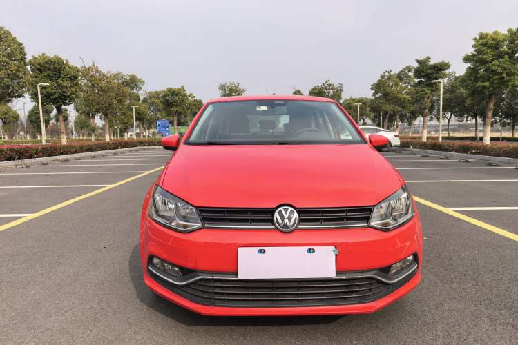 Used Volkswagen Polo 2016 1.6L Automatic Comfort Model Exterior 1