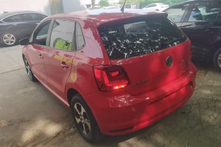 Used Volkswagen Polo 2016 1.4L Automatic Trendy Model Exterior 2