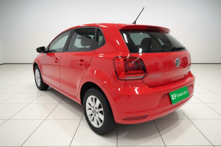 Used Volkswagen Polo 2016 1.4L Manual Fashion Model Exterior 2