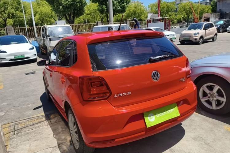 Used Volkswagen Polo 2016 1.6L Automatic Comfort Model Exterior 2
