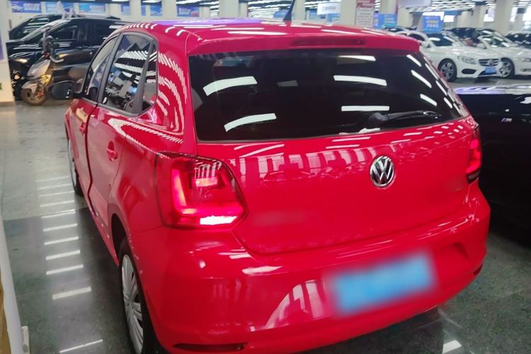 Used Volkswagen Polo 2016 1.6L Automatic Comfort Model Exterior 2
