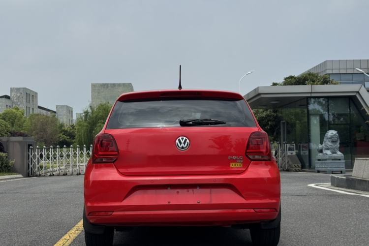 Used Volkswagen Polo 2016 1.6L Automatic Comfort Model Exterior 2