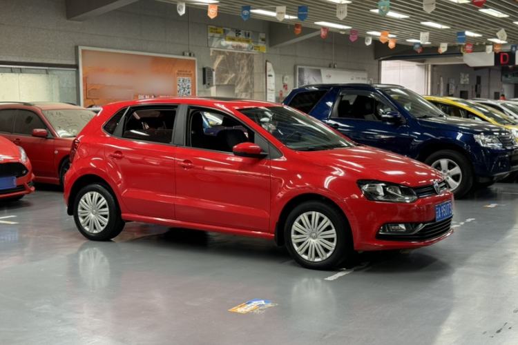 Used Volkswagen Polo 2016 1.6L Automatic Comfort Model Exterior 2