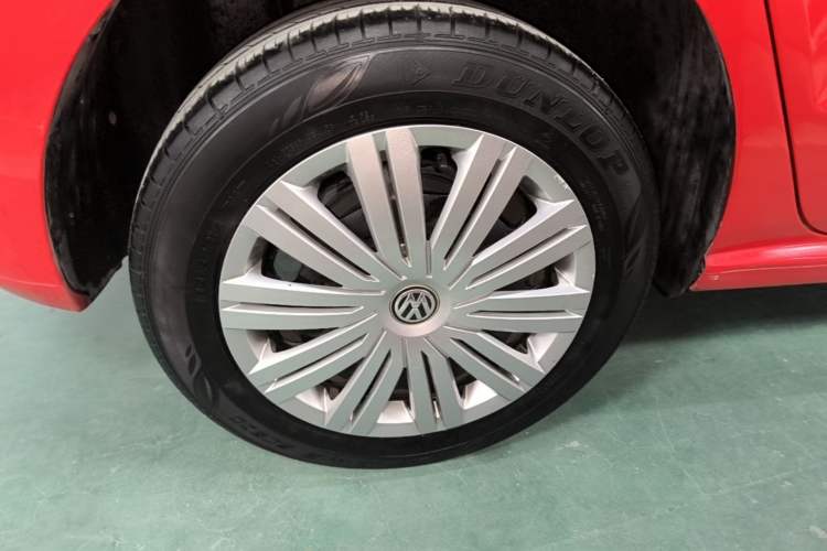 Used Volkswagen Polo 2016 1.6L Automatic Comfort Model Exterior 3