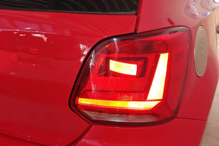 Used Volkswagen Polo 2016 1.4L Automatic Trendy Model Exterior 3