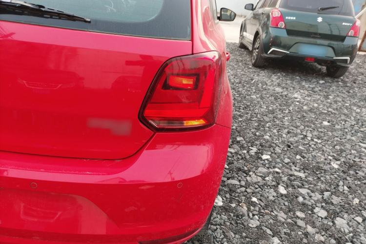 Used Volkswagen Polo 2016 1.6L Automatic Comfort Model Exterior 3