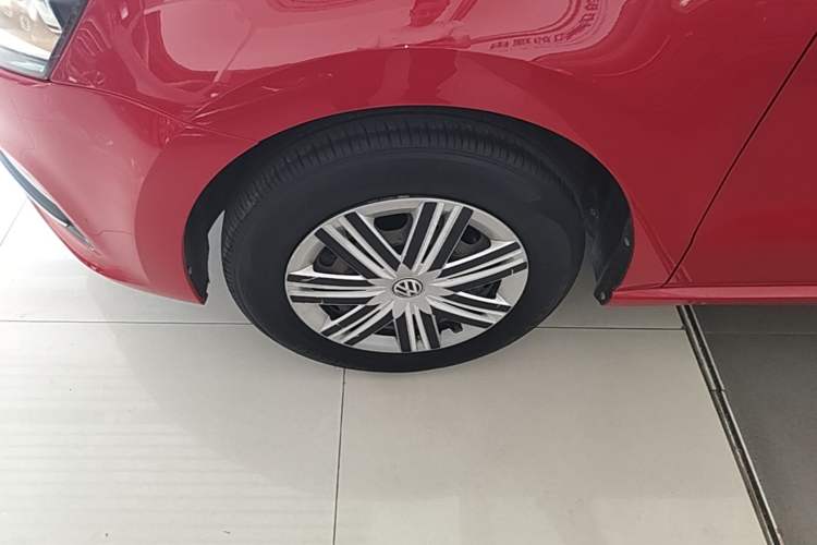 Used Volkswagen Polo 2016 1.4L Automatic Trendy Model Exterior 4