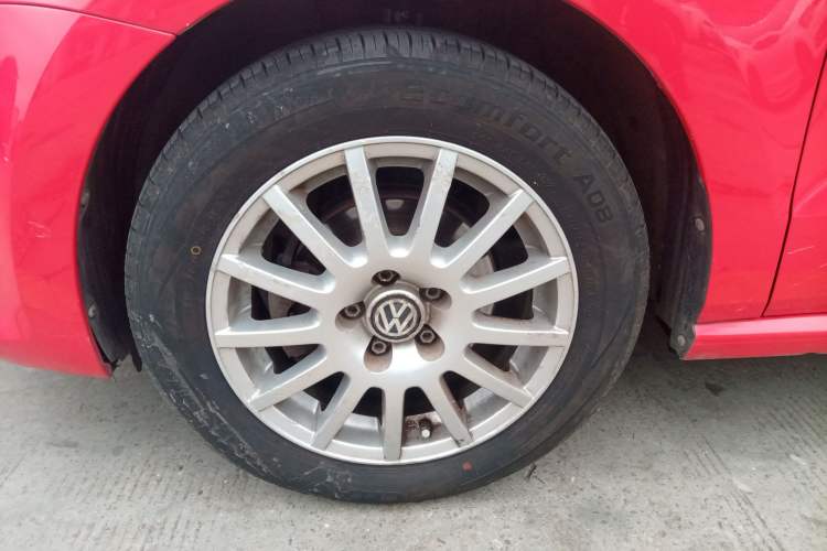 Used Volkswagen Polo 2016 1.6L Automatic Comfort Model Exterior 4