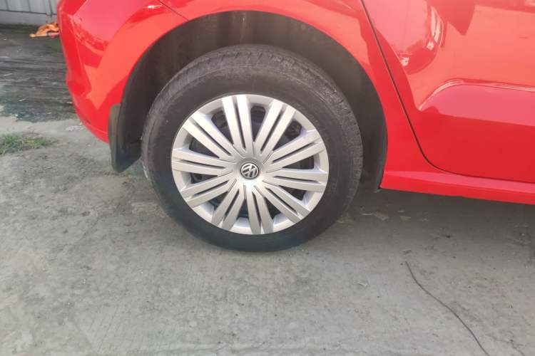Used Volkswagen Polo 2016 1.6L Automatic Comfort Model Exterior 5