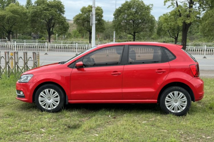 Used Volkswagen Polo 2016 1.6L Automatic Comfort Model Exterior 5