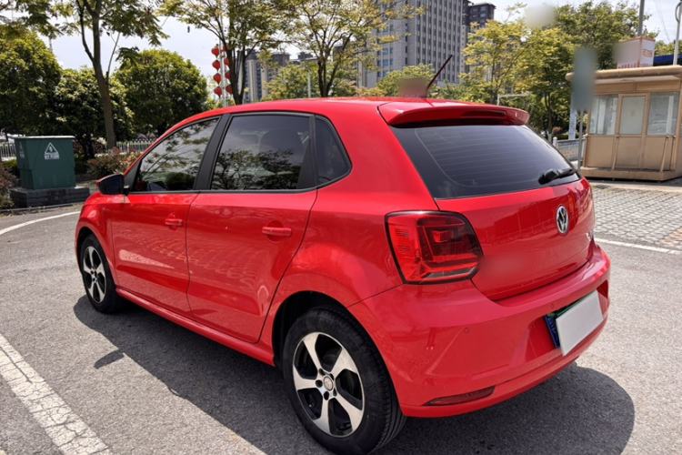 Used Volkswagen Polo 2016 1.6L Automatic Comfort Model Exterior 5