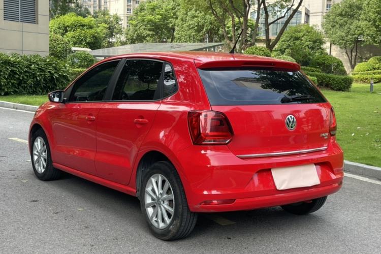 Used Volkswagen Polo 2016 1.6L Automatic Luxury Model Exterior 5