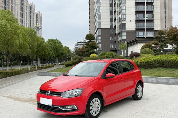 Used Volkswagen Polo 2016 1.6L Automatic Comfort Model Exterior 6