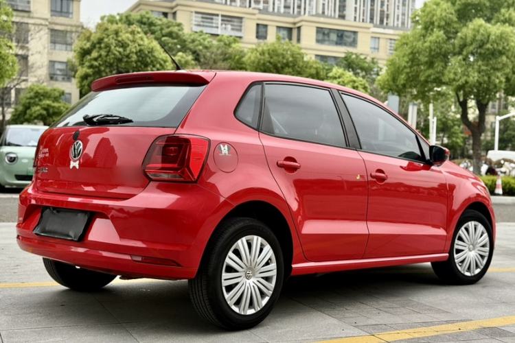 Used Volkswagen Polo 2016 1.6L Automatic Comfort Model Exterior 7