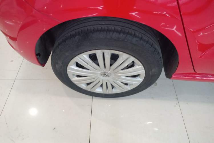 Used Volkswagen Polo 2016 1.6L Automatic Comfort Model Exterior 8