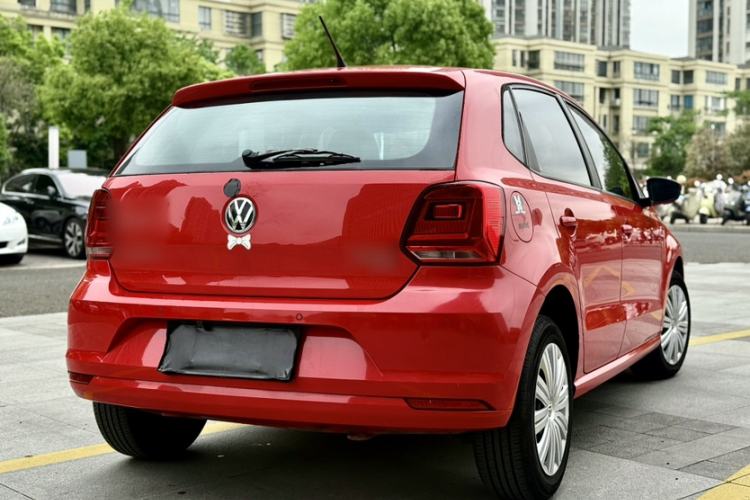 Used Volkswagen Polo 2016 1.6L Automatic Comfort Model Exterior 9