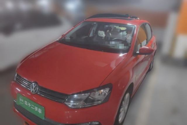 Volkswagen Polo 2016 1.6L Automatic Luxury Model с пробегом