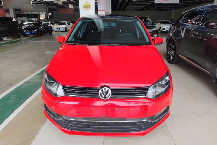 Used Volkswagen Polo 2016 1.4L Manual Fashion Model Front