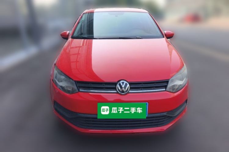 Used Volkswagen Polo 2016 1.4L Manual Fashion Model Front