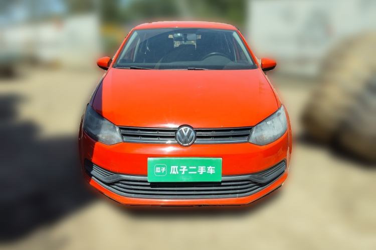 Used Volkswagen Polo 2016 1.4L Manual Fashion Model Front