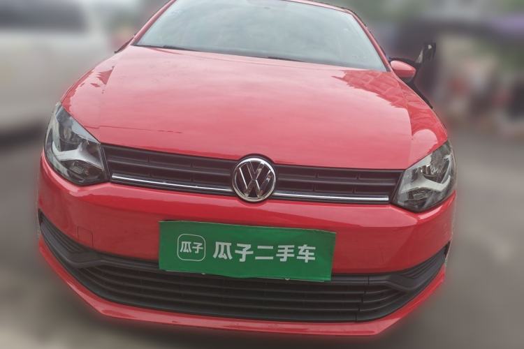 Used Volkswagen Polo 2016 1.4L Manual Fashion Model Front