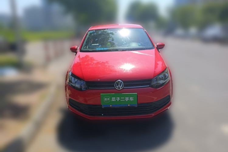Used Volkswagen Polo 2016 1.4L Manual Fashion Model Front