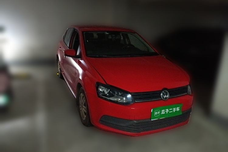 Used Volkswagen Polo 2016 1.4L Automatic Trendy Model Front Right 45 Deg