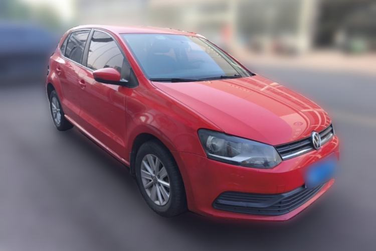 Used Volkswagen Polo 2016 1.4L Manual Fashion Model Front Right 45 Deg