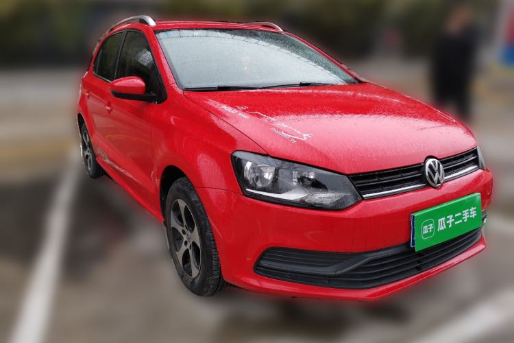 Used Volkswagen Polo 2016 1.4L Automatic Trendy Model Front Right 45 Deg