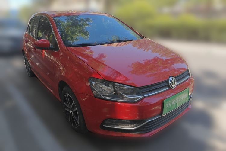 Used Volkswagen Polo 2016 1.6L Automatic Comfort Model Front Right 45 Deg