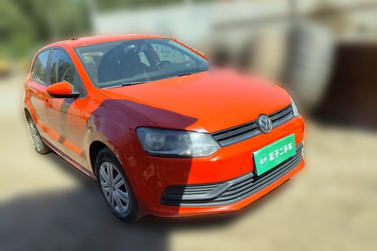Used Volkswagen Polo 2016 1.4L Manual Fashion Model Front Right 45 Deg