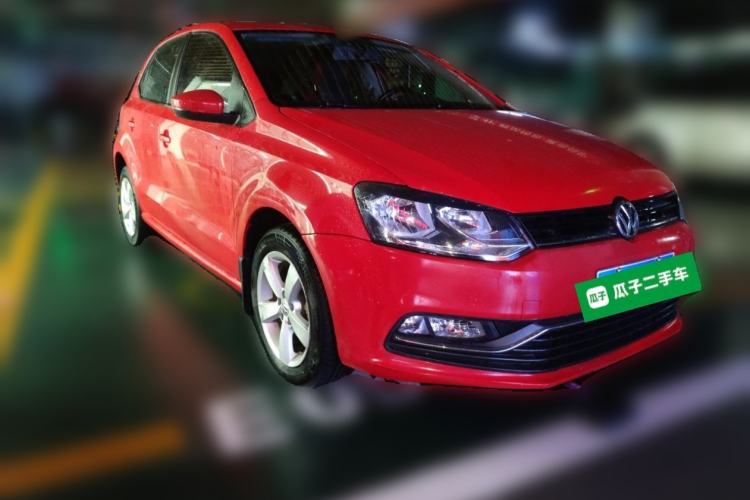 Used Volkswagen Polo 2016 1.6L Automatic Comfort Model Front Right 45 Deg