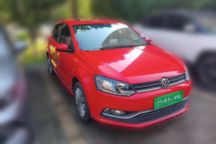 Used Volkswagen Polo 2016 1.6L Automatic Comfort Model Front Right 45 Deg