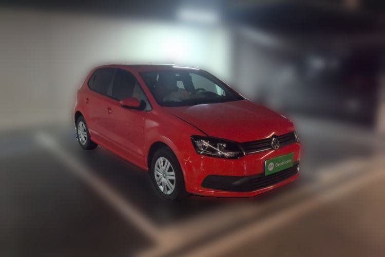 Used Volkswagen Polo 2016 1.4L Automatic Trendy Model Front Right 45 Deg