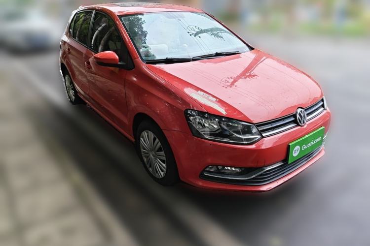 Used Volkswagen Polo 2016 1.6L Automatic Comfort Model Front Right 45 Deg