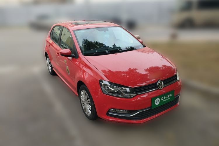 Used Volkswagen Polo 2016 1.6L Automatic Comfort Model Front Right 45 Deg