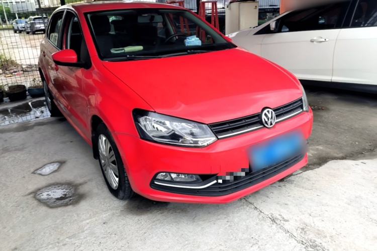 Used Volkswagen Polo 2016 1.6L Automatic Comfort Model Front Right 45 Deg