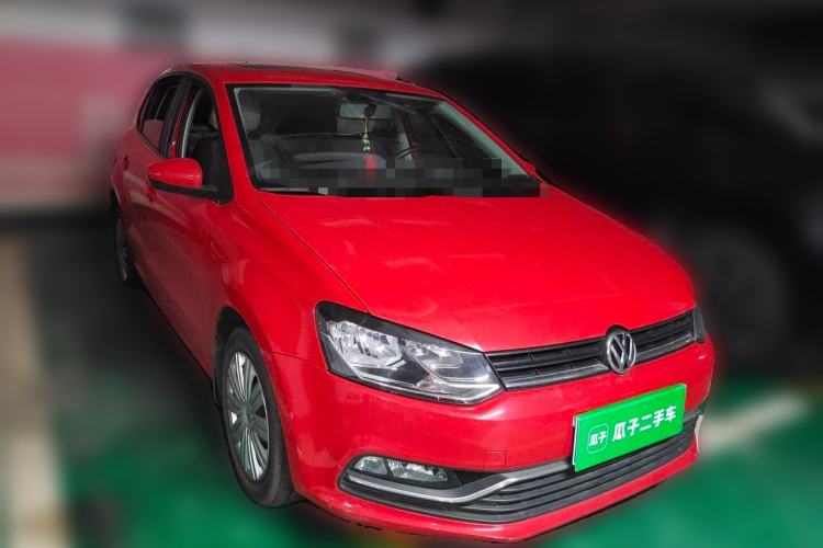 Used Volkswagen Polo 2016 1.6L Automatic Comfort Model Front Right 45 Deg