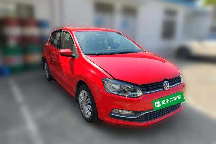 Used Volkswagen Polo 2016 1.6L Automatic Comfort Model Front Right 45 Deg