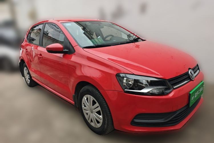 Used Volkswagen Polo 2016 1.4L Manual Fashion Model Front Right 45 Deg
