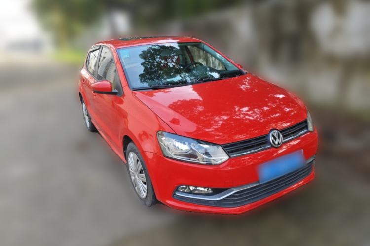 Used Volkswagen Polo 2016 1.6L Automatic Comfort Model Front Right 45 Deg
