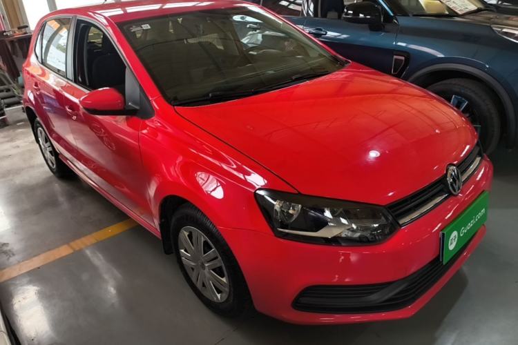 Used Volkswagen Polo 2016 1.4L Automatic Trendy Model Front Right 45 Deg