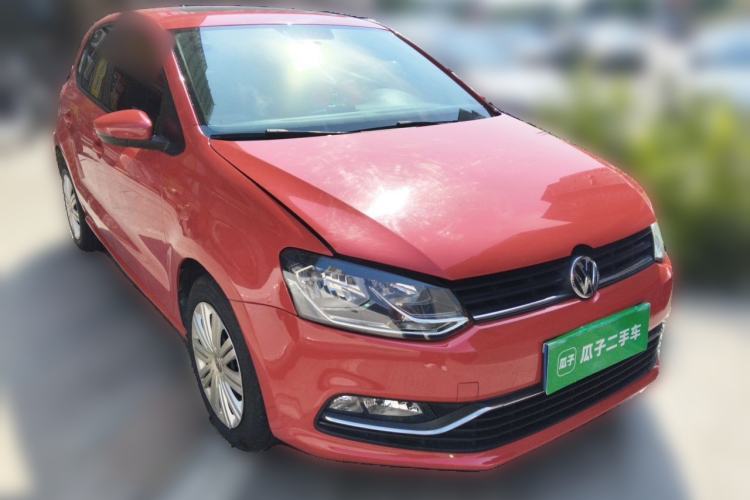 Used Volkswagen Polo 2016 1.6L Automatic Comfort Model Front Right 45 Deg