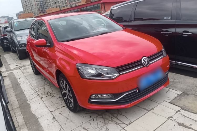 Used Volkswagen Polo 2016 1.6L Automatic Comfort Model Front Right 45 Deg
