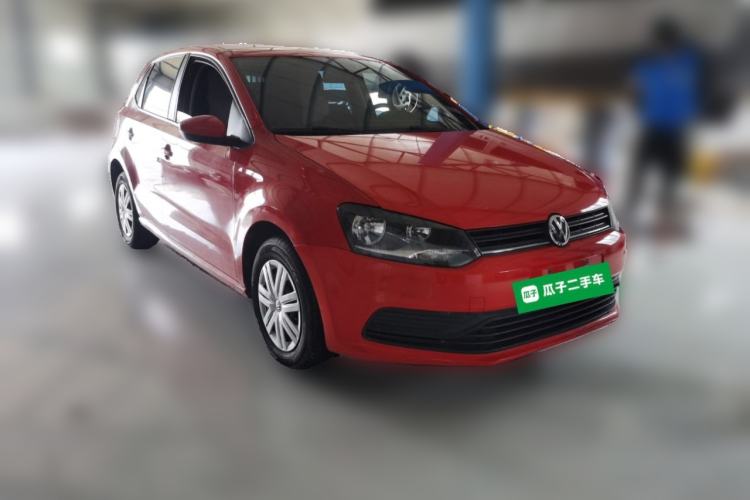 Used Volkswagen Polo 2016 1.4L Automatic Trendy Model Front Right 45 Deg