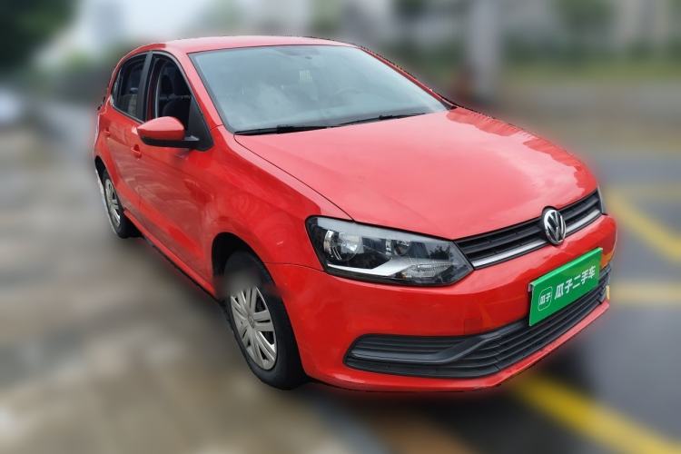 Used Volkswagen Polo 2016 1.4L Automatic Trendy Model Front Right 45 Deg