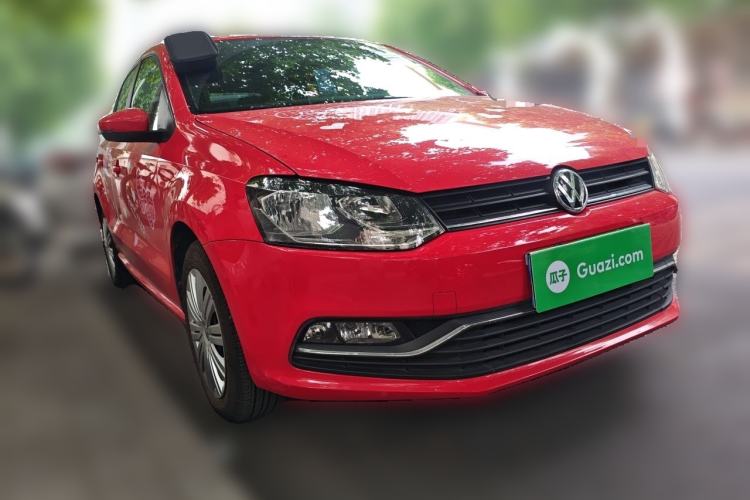 Used Volkswagen Polo 2016 1.6L Automatic Comfort Model Front Right 45 Deg