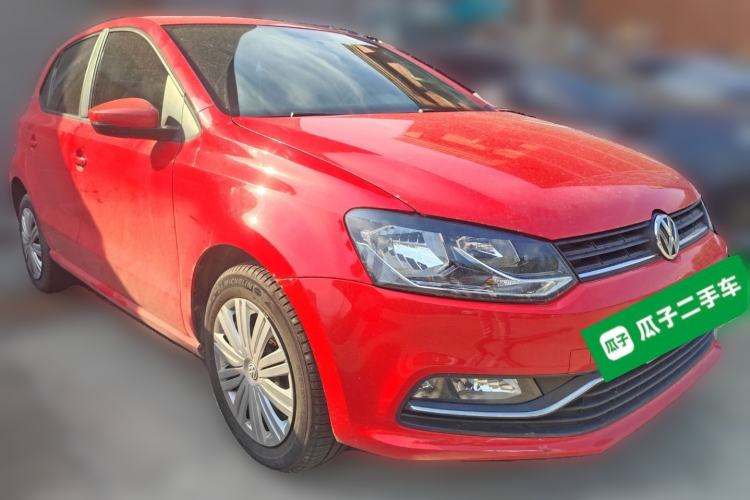 Used Volkswagen Polo 2016 1.6L Automatic Comfort Model Front Right 45 Deg
