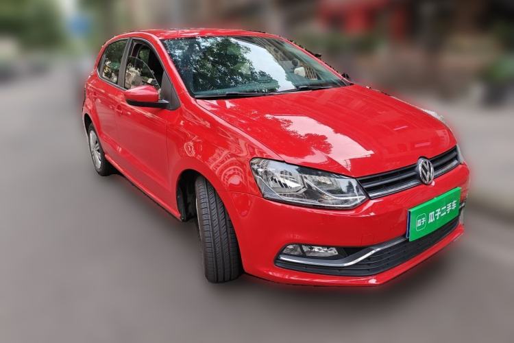 Used Volkswagen Polo 2016 1.6L Automatic Comfort Model Front Right 45 Deg
