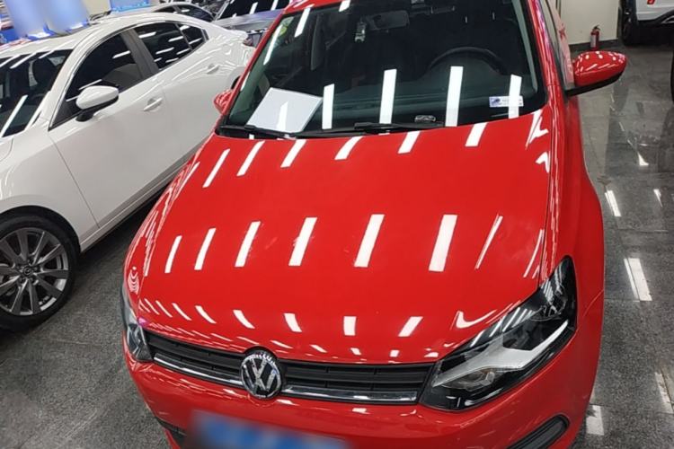 Used Volkswagen Polo 2016 1.4L Manual Fashion Model Front